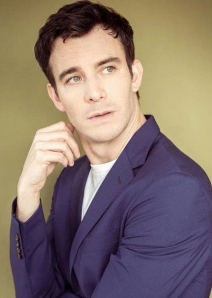 Luke Thompson photo