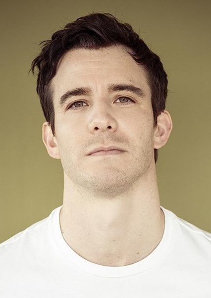 Luke Thompson photo