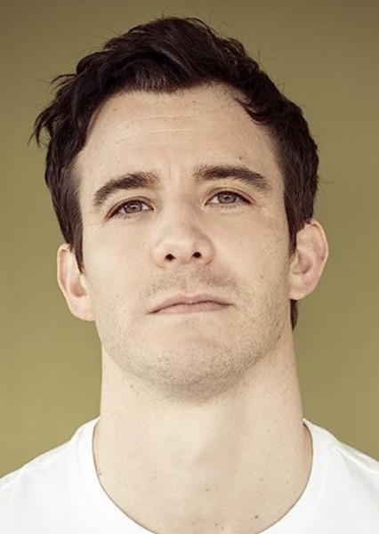 Luke Thompson photo