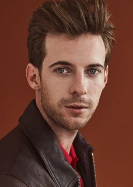 Luke Treadaway photo