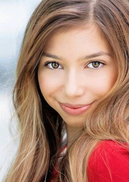 LuLu Lambros photo