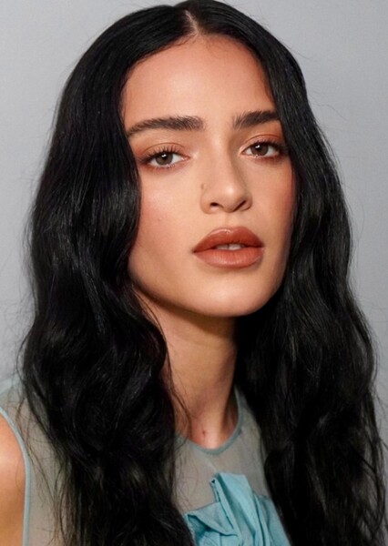 Luna Blaise
