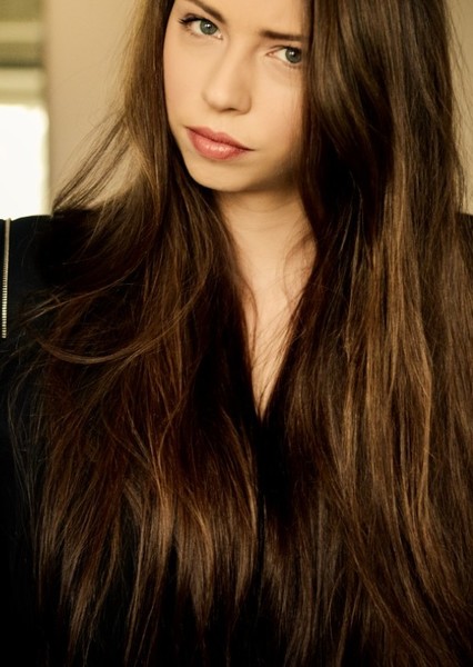 Luna Mijović photo