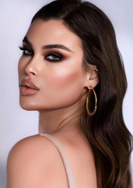 Lura Ezzat photo