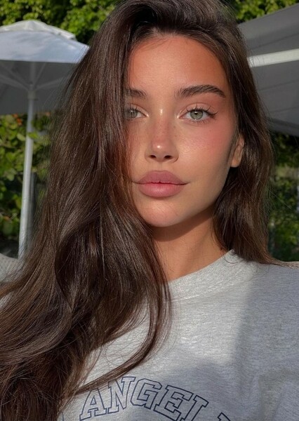 Lusya Abramovskaya photo