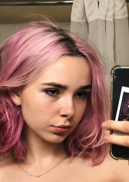 Lydia Night photo