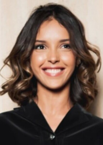 Lyna Khoudri photo
