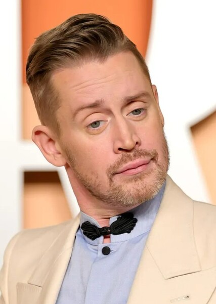 Macaulay Culkin photo