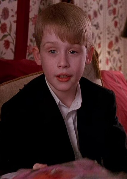 Macaulay Culkin photo