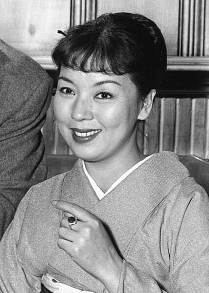 Machiko Kyō photo