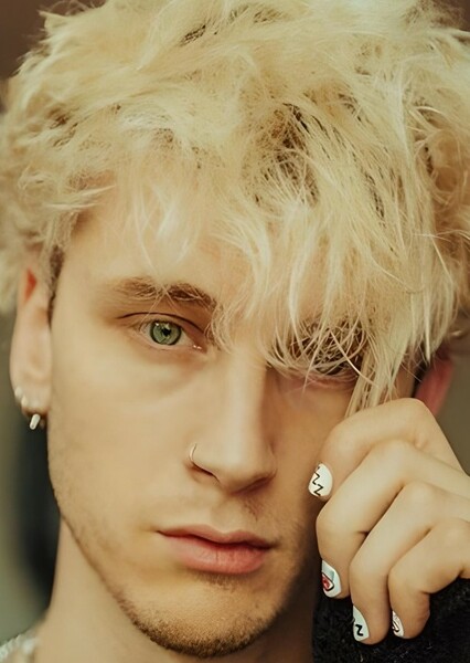 mgk photo