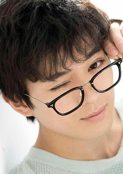 Mackenyu photo
