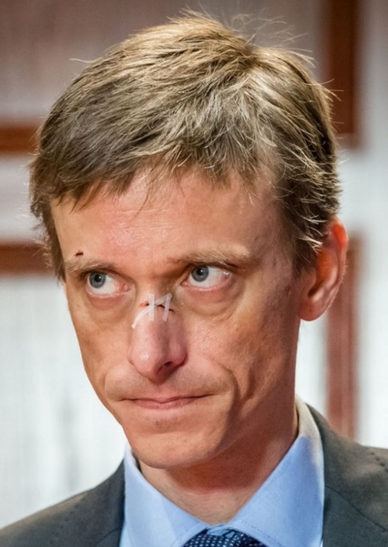 Mackenzie Crook photo