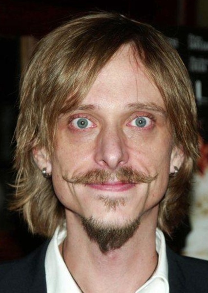 Mackenzie Crook photo