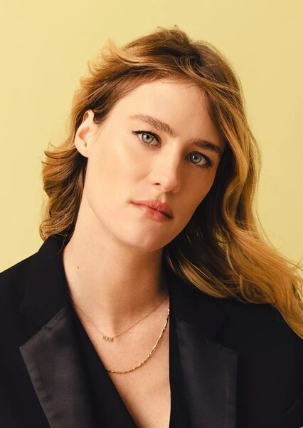 Mackenzie Davis photo