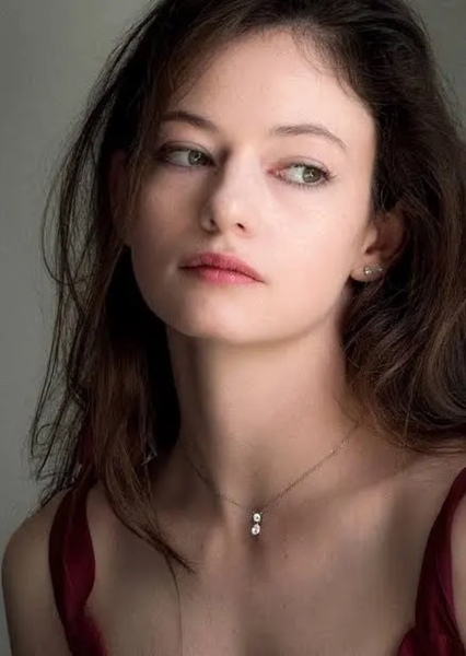 Mackenzie Foy