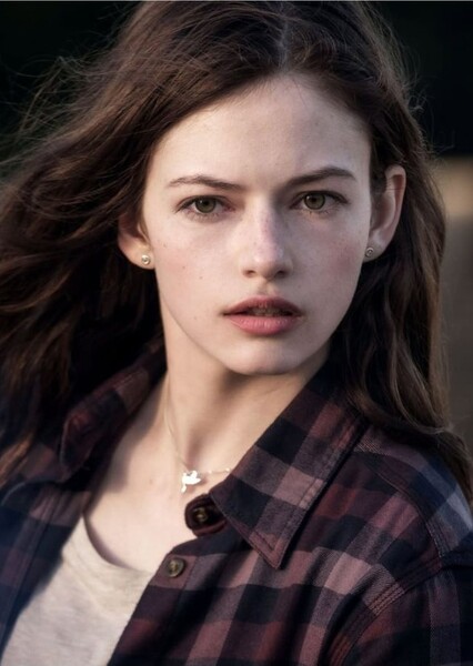 Mackenzie Foy photo