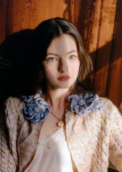 Mackenzie Foy photo