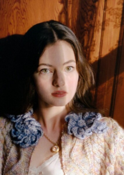 Mackenzie Foy photo