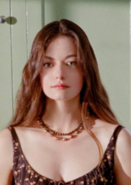 Mackenzie Foy photo