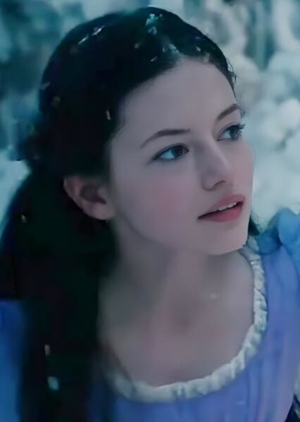 Mackenzie Foy photo