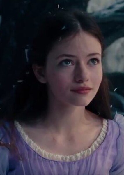 Mackenzie Foy photo