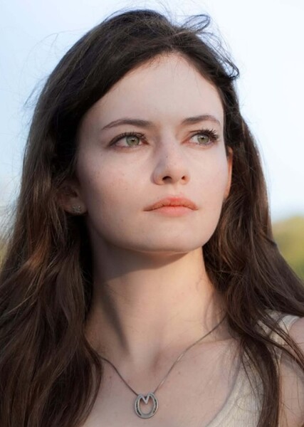 Mackenzie Foy photo