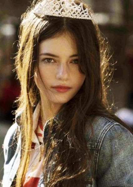 Mackenzie Foy photo