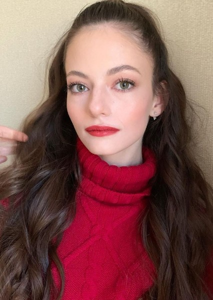 Mackenzie Foy photo