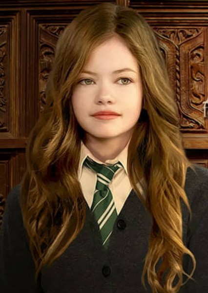 Mackenzie Foy photo