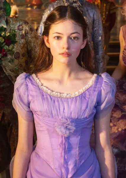 Mackenzie Foy photo
