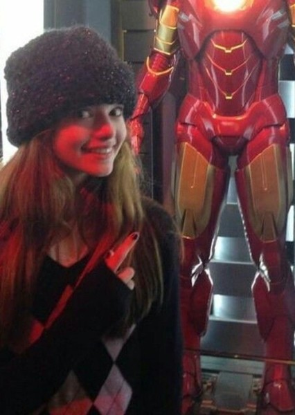 Mackenzie Foy photo