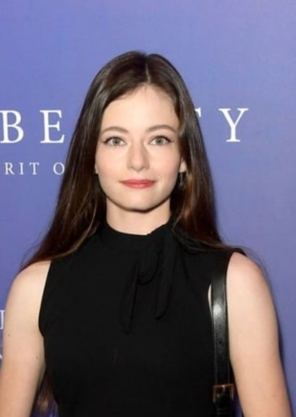 Mackenzie Foy photo