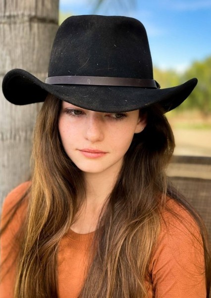 Mackenzie Foy photo