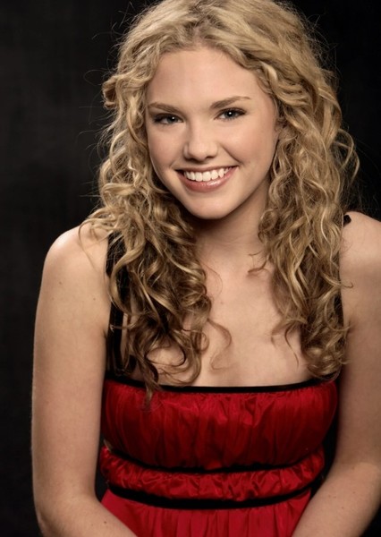 Mackenzie Mauzy photo