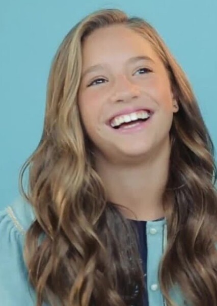 Mackenzie Ziegler photo