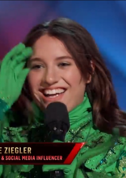 Mackenzie Ziegler photo