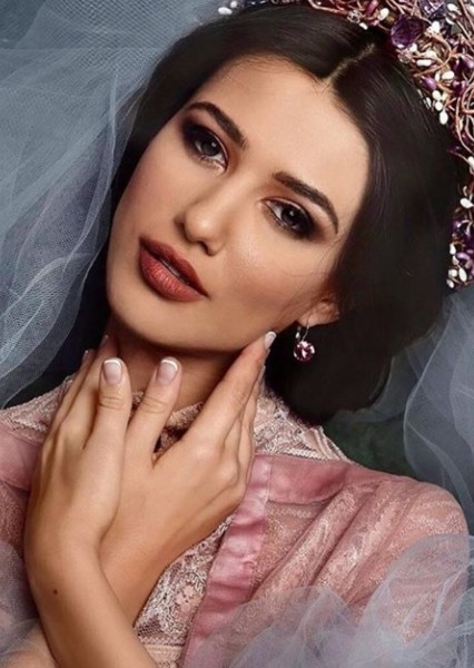 Mădălina Bellariu Ion photo