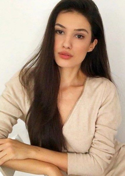 Mădălina Bellariu Ion photo