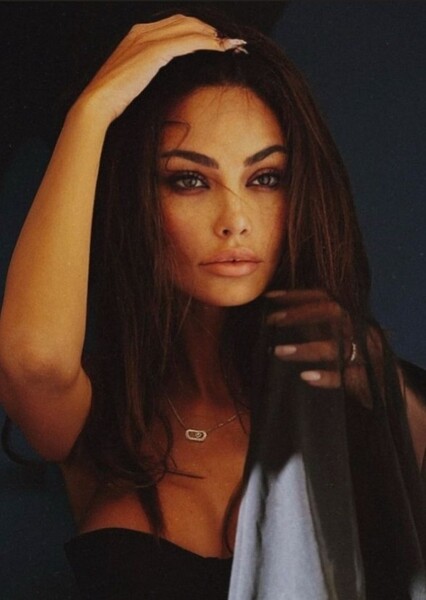 Mădălina Ghenea photo