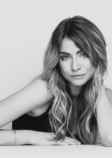 Maddie Phillips photo