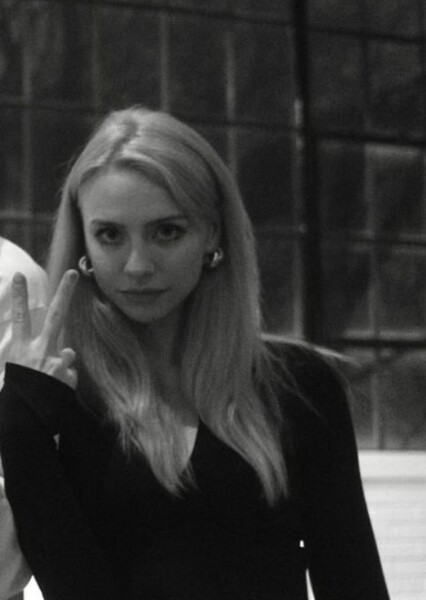 Maddie Phillips photo