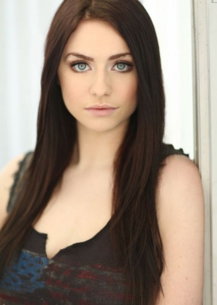Maddie Phillips photo