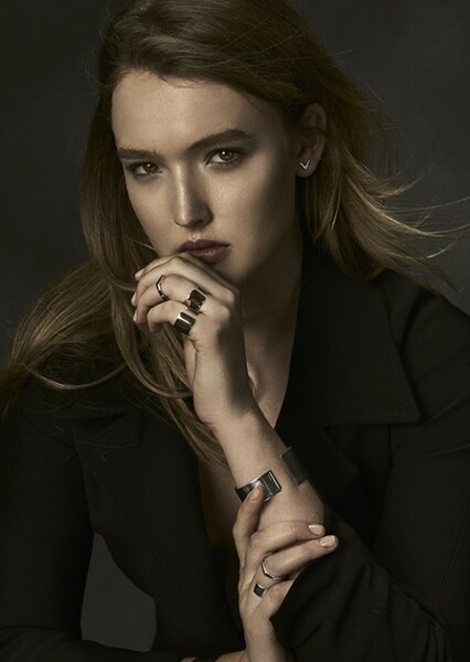 Maddison Brown photo