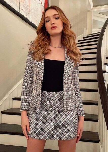 Maddison Brown photo