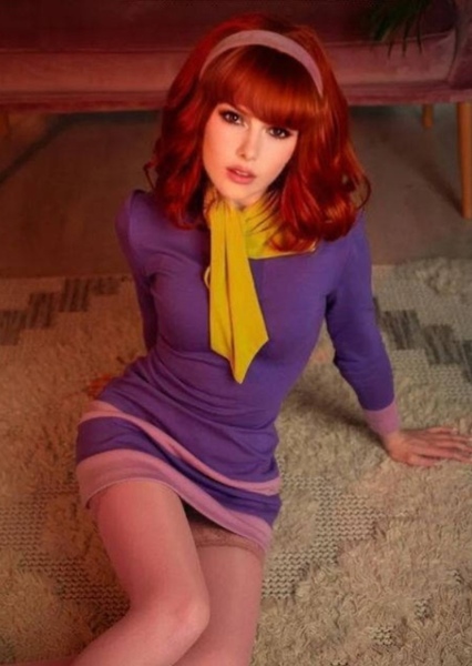 Madelaine Petsch photo