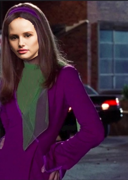 Madelaine Petsch photo