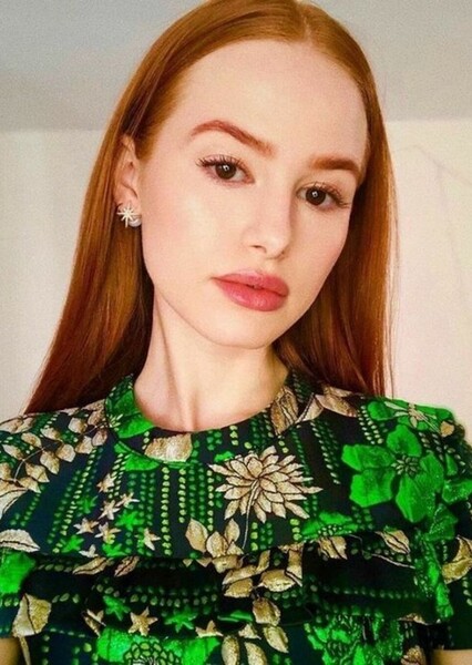 Madelaine Petsch photo