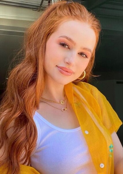 Madelaine Petsch photo
