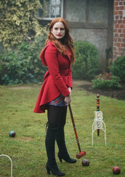 Madelaine Petsch photo